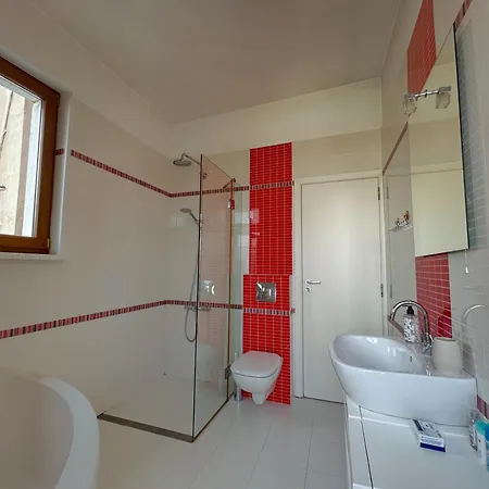 Spacious Flat On Sofia'S Main Street Exterior photo